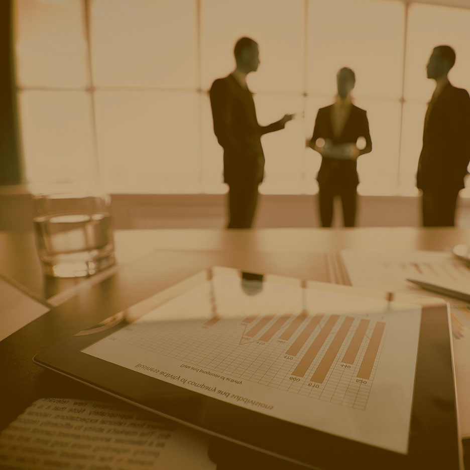 CASE STUDY:<br />
Medium size Law Firm flooded with leads